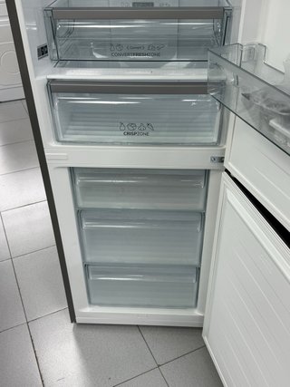 Nevera Gorenje No Frost 1,85 nueva con tara