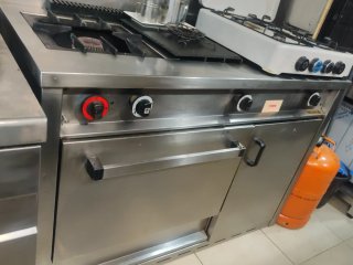 Cocina a gas butano con horno