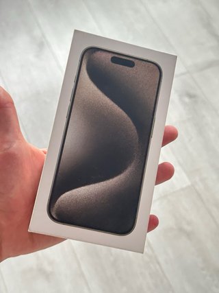 iPhone 15 Pro Plateado