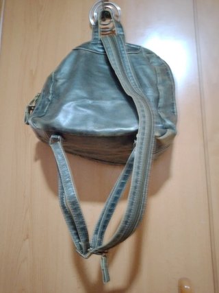 Mini mochila efecto piel lavada