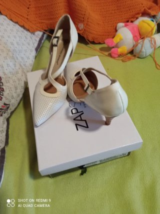 Zapatos de tacón MARC BERNARD beige/blanco
