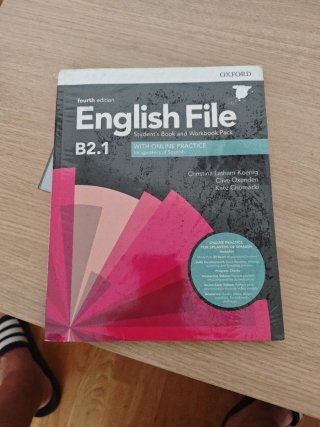 Libro de escuela de idiomas