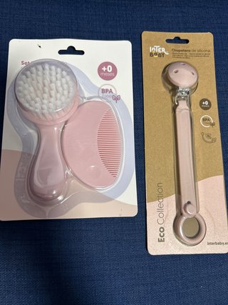 Set peine y cepillo + chupetero Interbaby