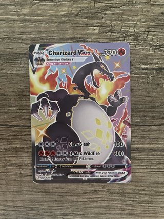 Carta Pokémon Charizard VMAX Gigantamax