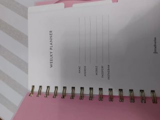 Agenda Stradivarius Rosa y Blanca