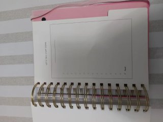 Agenda Stradivarius Rosa y Blanca