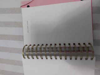 Agenda Stradivarius Rosa y Blanca