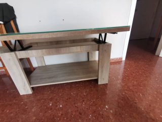 Mesa elevable de madera