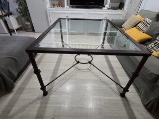 Mesa de comedor cristal y hierro negro