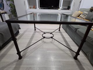 Mesa de comedor cristal y hierro negro