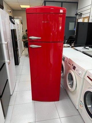 Nevera Roja Estilo Retro 1.75m