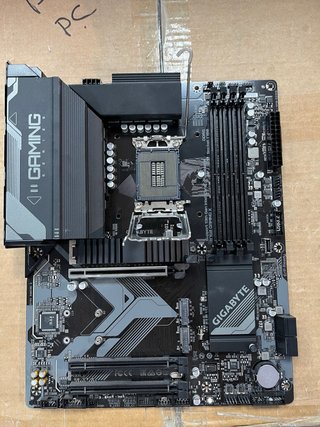 Gigabyte B760 GAMING X Placa Base#033871