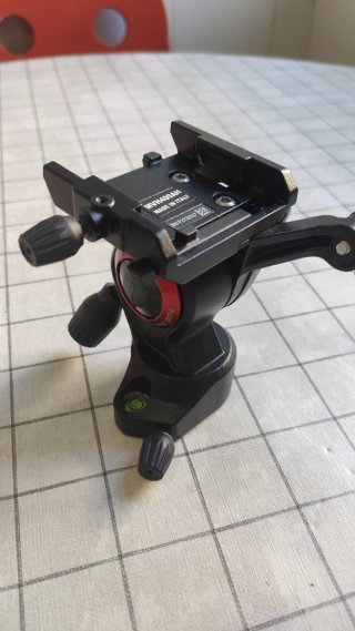 Cabezal de video Manfrotto Befree live fluid head