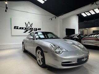 Porsche 911 Carrera 4 Coupe