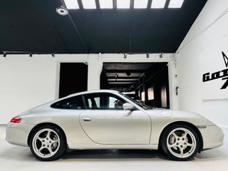 Porsche 911 Carrera 4 Coupe