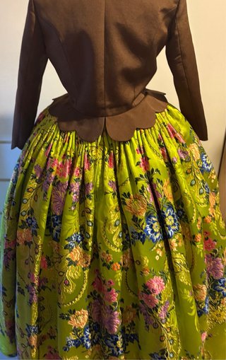 Traje de Fallera Verde y Marrón