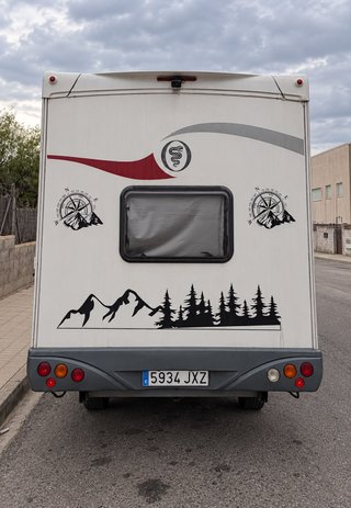 Autocaravana Elnagh Baron 22 de 7 Plazas