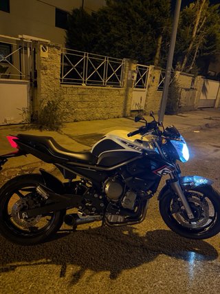 Yamaha XJ6 Naked Negra y Blanca cambio por xt660