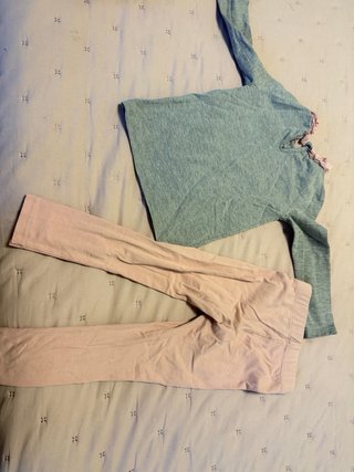Conjunto bailarina gris y legging rosa