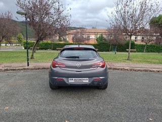 Opel Astra 2014