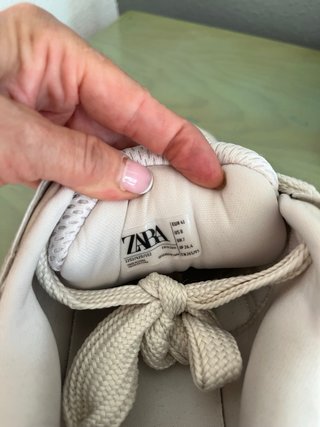 Zapatillas hombre talla 41 , Zara