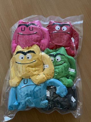 Kit 6 peluches colores