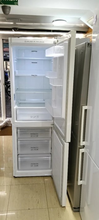 NEVERA COMBI SAMSUNG NO FROST ENERGÍA A+