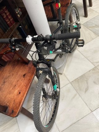 Bicicleta B'TWIN Rock Rider de 24 pulgadas