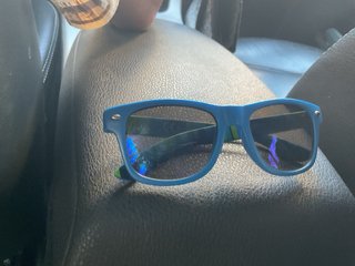 Gafas de sol azules para niños