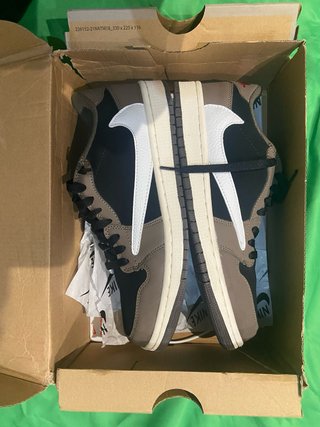 Jordan 1 Low Travis Scott Marrón Negro