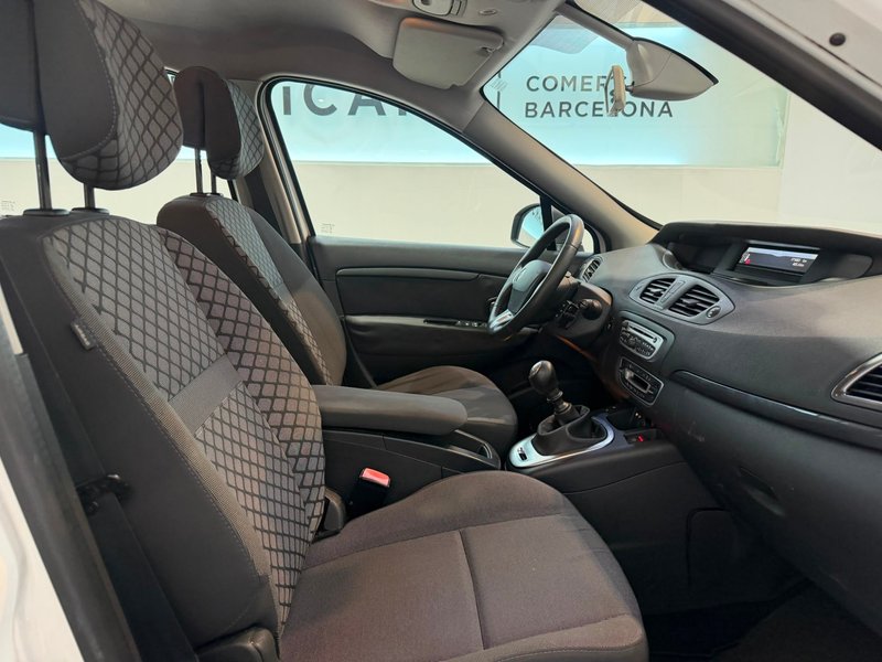 Renault Scénic 1.6 Expression 2012, foto 17