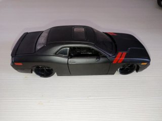 Dodge Challenger 1/24 Maisto Modellino