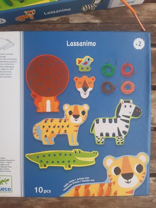 Juego enhebrar Lassanimo Djeco