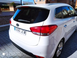 KIA Carens 2015