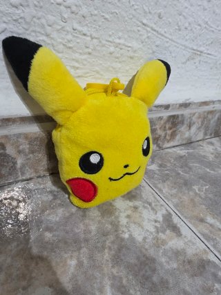 Monedero de peluche Pikachu (Pokémon)