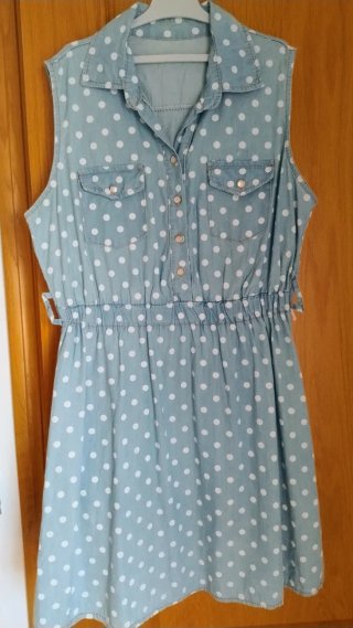 Vestido vaquero azul topos