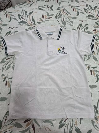 Uniforme Escolar Vedruna E.F. Lote 9 prendas 12/14