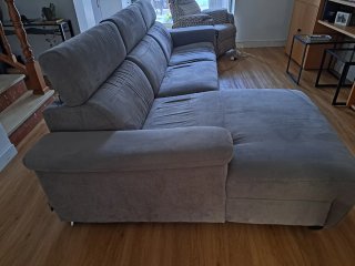 Sofá chaise longue gris tela