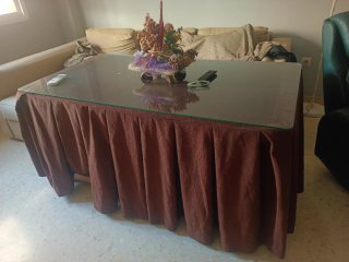 Mesa camilla de madera y aglomerado