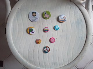 Chapas broche multicolor