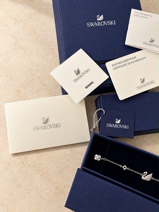 Pulsera Swarovski Cisne y Tréboles