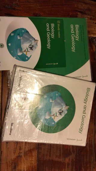 Libros de texto 1 ESO instituto Antonio Tovar