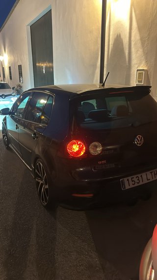 Volkswagen Golf 2004