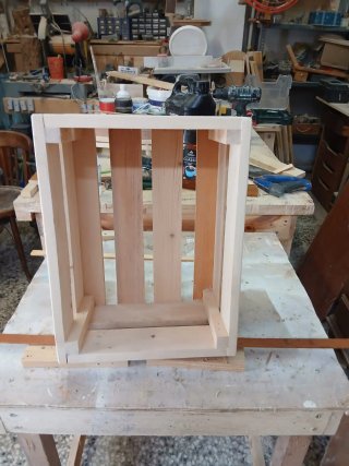 Cajas de madera maciza artesanales