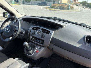 RENAULT GRAND SCENIC 130CV * 7-PLAZAS+TECHO PANORA