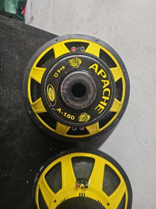 Altavoz Apache 15 Pulgadas
