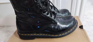 Botas Dr. Martens Charol Negro Talla 39 por 80€