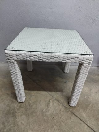 Mesa auxiliar jardín ratán sintético blanco