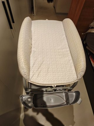 2 en 1 Bañera cambiador Chicco con patas