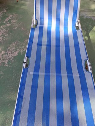 TUMBONA PLEGABLE CON PARASOL
